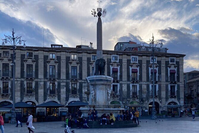 Bike tour of Catania by e-bike - Why this e-bike format works so well in Catania