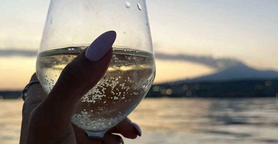 BOAT TOUR WITH APERITIF ON BOARD IN THE CYCLOPS ISLANDS - Captain Daniele’s role (and why the tour feels smooth)