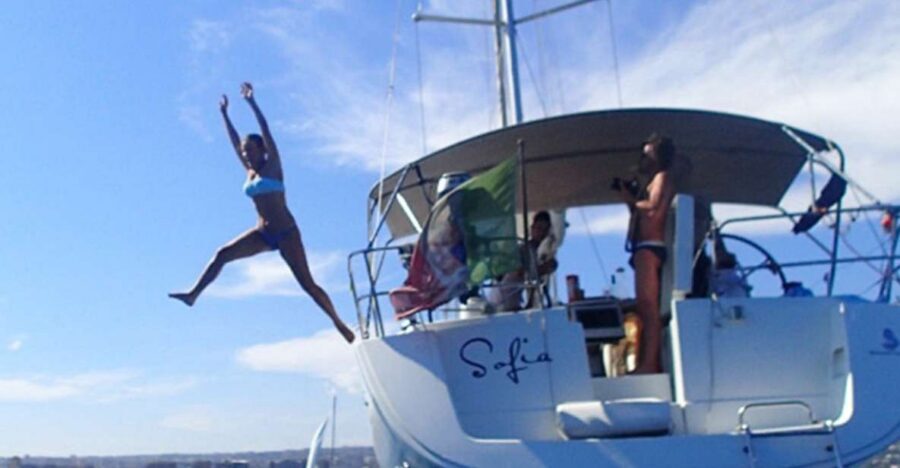 Catania: Coastline Sailing Trip with Aperitif and Prosecco - Where You Start: Club Nautico and a Simple Arrival