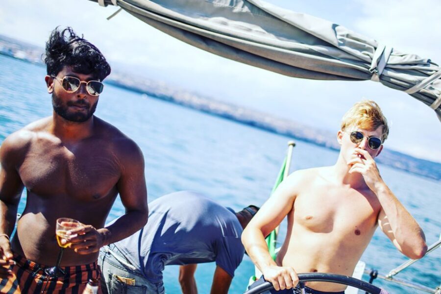 Catania: Coastline Sailing Trip with Aperitif and Prosecco - Aperitif on Deck: Sicilian Appetizers and Prosecco