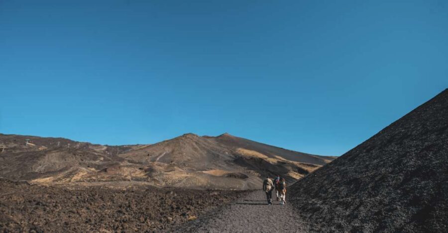 Catania: Etna Morning Excursion with Tasting and Pickup - Morning pick-up from Catania: the smart way to reach Etna