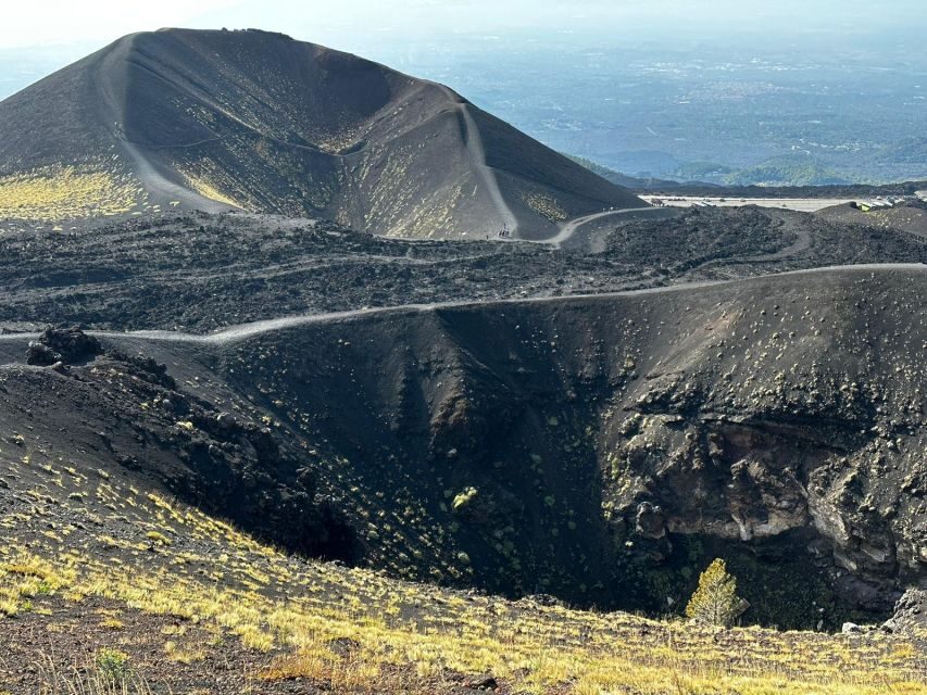 Catania: Etna Morning or Sunset Trek with Lava Tunnel & Gear - The step-by-step “lava tube” plan (helmet, flashlight, and safety basics)