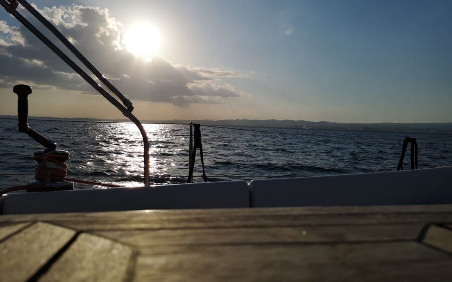Catania: Guided Sunset Sailing Trip with Aperitif & Prosecco - Private or Non-Private: Choosing the Right Social Energy