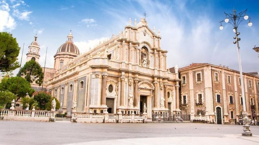 Catania: Hop-On, Hop-Off Bus to Acicastello and Acitrezza - Acicastello: Norman castle views and your best “quick explore” plan