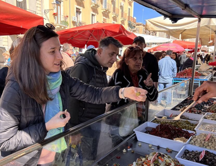 Catania: Market Tour and Cooking Class with Chef Riccardo - Cooking the 3-course Sicilian meal: from ingredient bags to real dishes