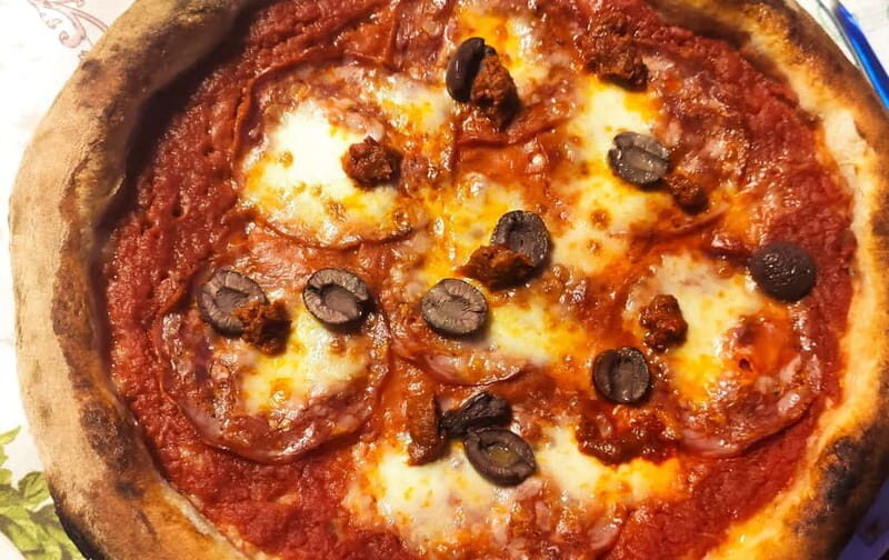 Catania: Pizza Cooking Class - Language and Group Size: Why This Class Feels Personal