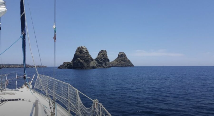 Catania: Sailing Tour with Lunch - Acitrezza and the Faraglioni: Where the Views Earn Their Salt