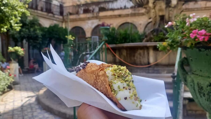 Catania: Street Food Guided Walking Tour - Piazza dell’Università and the Amphitheater: fried favorites, pastries, and seafood