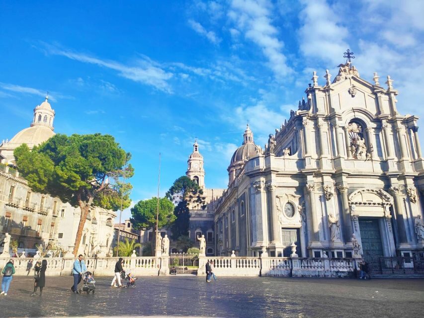 Catania Street Food Tour: Fish Market & City Centre - The guide makes the tour: history, culture, and real talk in small groups