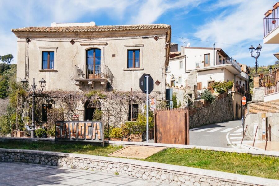 Catania/Taormina: The Godfather Filming Locations Tour - The guides are the engine: Carmelo, Alessio, and others who bring it to life