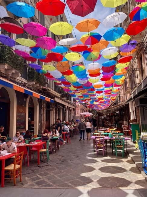 Catania: The heart of the City - Tour guidato in Italiano - Ending in Piazza Università: a smart finish point for your next step