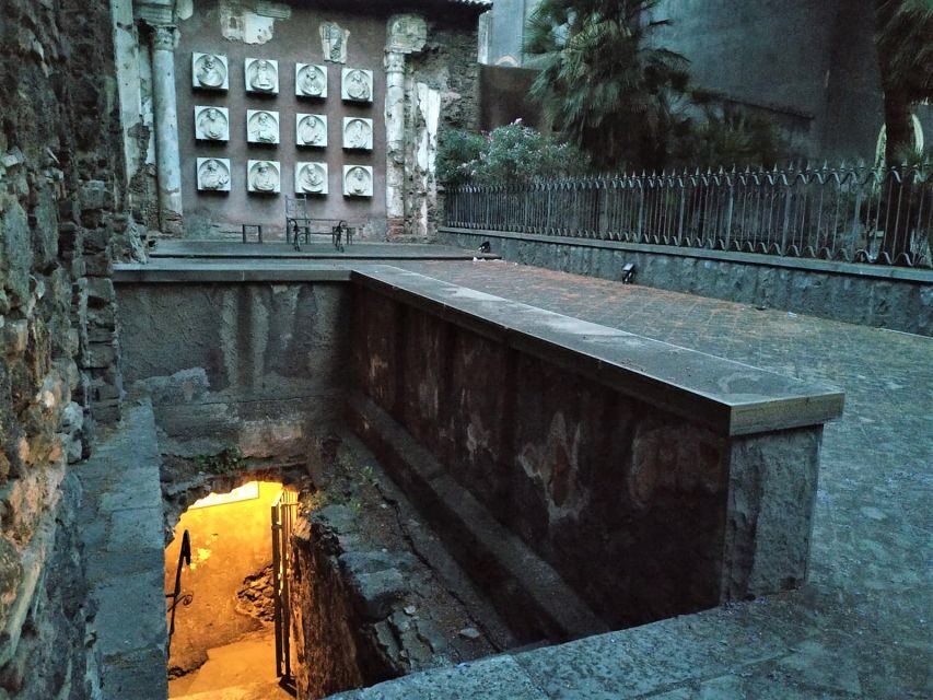 Catania: Underground and Street Food Walking Tour - An ancient Roman funeral chapel: small space, big context