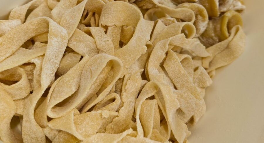 Cooking class fresh pasta - A 3-hour Sicilian pasta lesson in a working kitchen lab