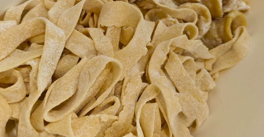 Cooking class fresh pasta - Shaping the fresh pasta: tagliatelle, stuffed pasta, maltagliati