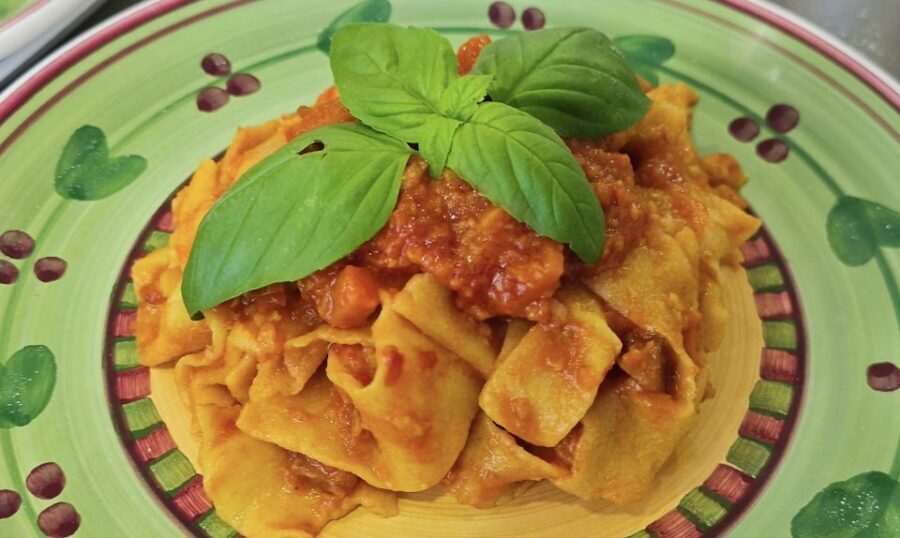 Cooking class fresh pasta - Sicilian sauces you’ll learn to make: ragù, Norma, pesto