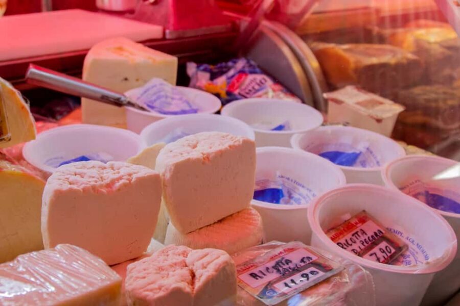 Cooking class, visit to the Catania market and light lunch - Catania Market Shopping: Where Your Meal Starts