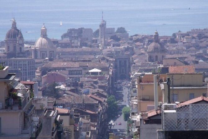 Discover Catania from fabulous viewpoints with your personal photographer - Price and logistics: what $73.95 gets you