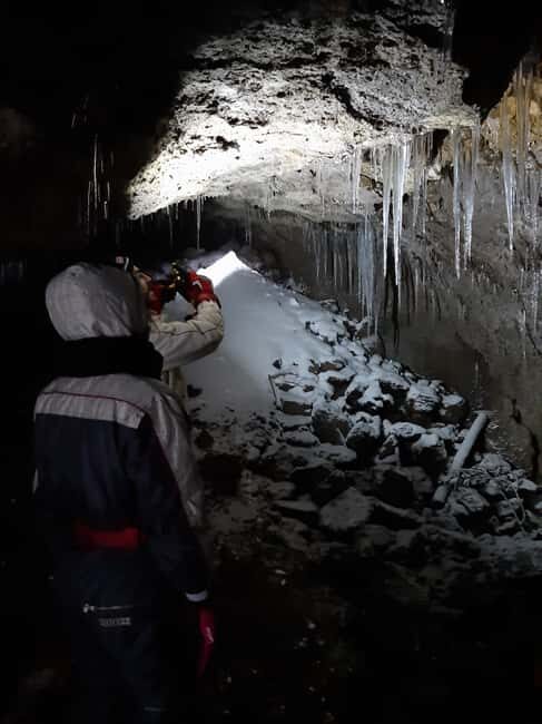 Etna: Jeep excursion and trekking suitable for everyone. Shoes and jacket provided free of charge. - Duration and pacing: how this fits a 4-hour window