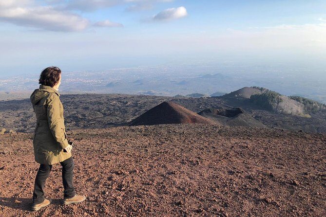 Etna Morning Tour 2000 mt. - Valle del Bove: a vegetation-sparse caldera with serious atmosphere
