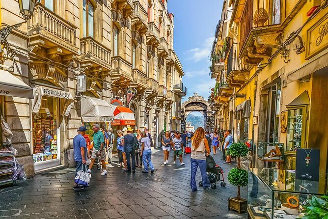 Etna & Taormina from Catania - Small Group Etna: Why Up to 8 Travelers Helps
