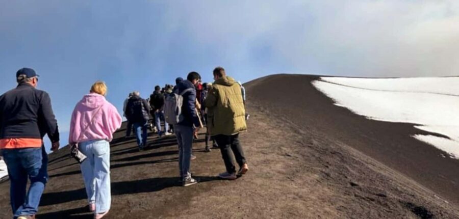 From Catania, Acireale, Giarre: Mount Etna Half-Day Trip - Etna in five hours: how the timing actually works