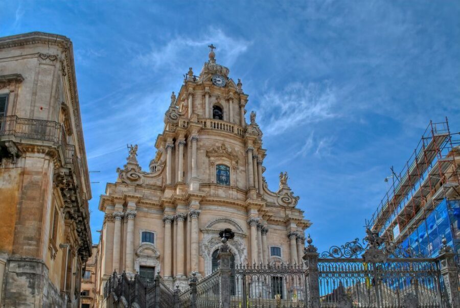 From Catania: Inspector Montalbano Day Tour with Audio Guide - What the walking and timing feel like in real life