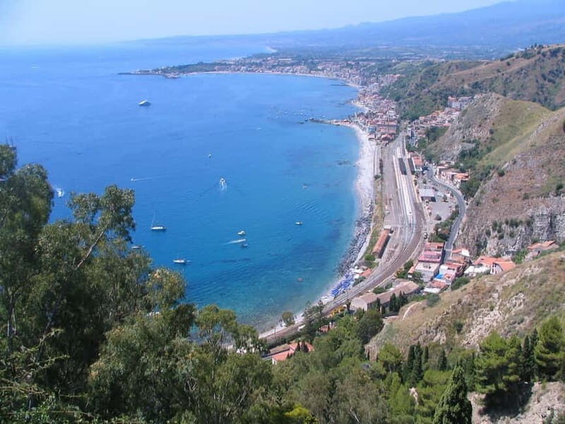 From Catania: Taormina, Isola bella & Castelmola tour - Getting to the right starting point in Catania (meeting point matters)