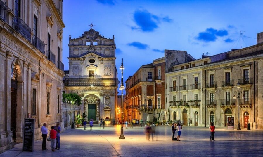 |FROM CATANIA|Tour of Siracusa, Ortigia, Noto [PRIVATE TOUR] - Guide quality and language: where the trip gets smarter