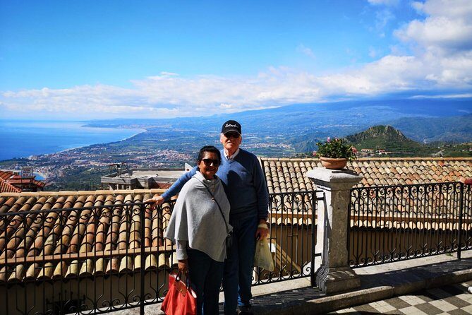 Giardini Naxos, Taormina and Castelmola-White Lotus-From Catania - Getting Picked Up in Catania Without Stress