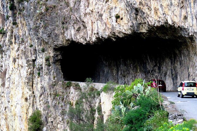 Godfather Private Tour - Savoca: Vitelli Bar, the church of San Nicola, and the movie vibe