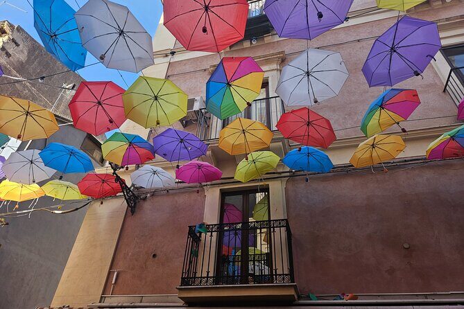 Half Day Catania Gastronomic and Cultural Tour from Taormina - Piazza Federico di Svevia and Castello Ursino exterior: a drink with a view