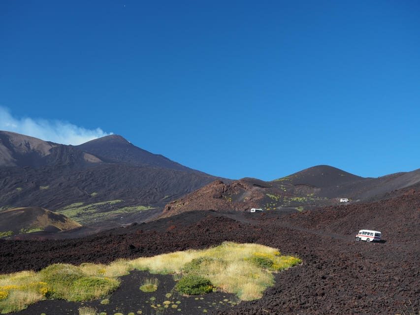Mount Etna: North Upper Craters Guided Tour by 4x4 with Trek - The guide factor: how the best tours feel