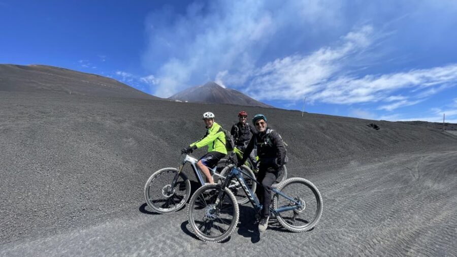 Mount Etna Summit E-Bike - Stop-by-stop itinerary: from Sapienza parking to crater views and back