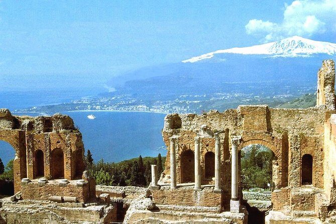 Mt. Etna and Taormina village full day tour from Catania - Grotta dei Tre Livelli lava cave: the cool-down you didn’t expect