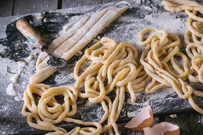 Private Catania Pasta-Making Class in a Local Home by Cesarine - The 3-hour rhythm: aperitivo, cooking, then sit-down tasting