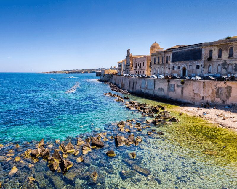 Syracuse Ortigia and Noto from Catania - The road from Catania: a guided start without a formal tour