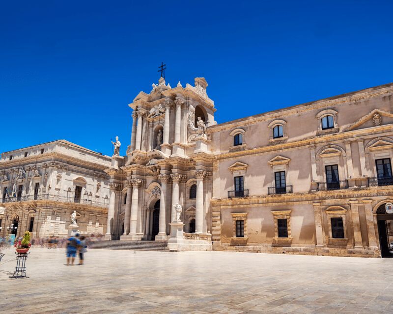 Syracuse Ortigia and Noto from Catania - Syracuse proper: one hour to orient, photograph, and choose your focus