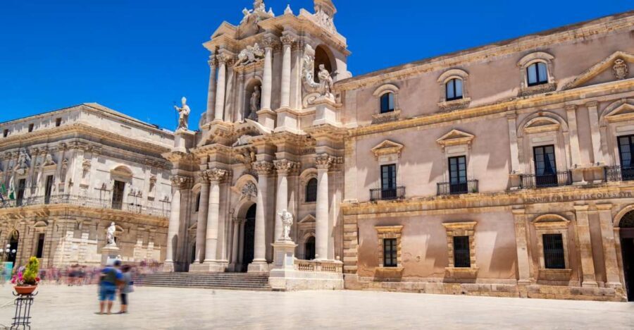 Syracuse Ortigia and Noto from Catania - Ortigia island: the main event with room to roam