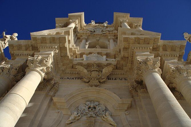 Syracuse, Ortigia & Noto - Ortigia Walking Route: Apollo Temple Ruins to Fonte Aretusa