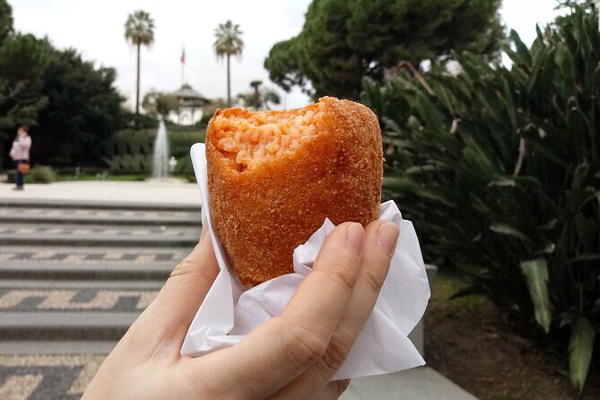 The Original Catania Street Food and Market Tour by Streaty - Via Etnea Finish: Dessert, Drinks, and the Arancino Moment