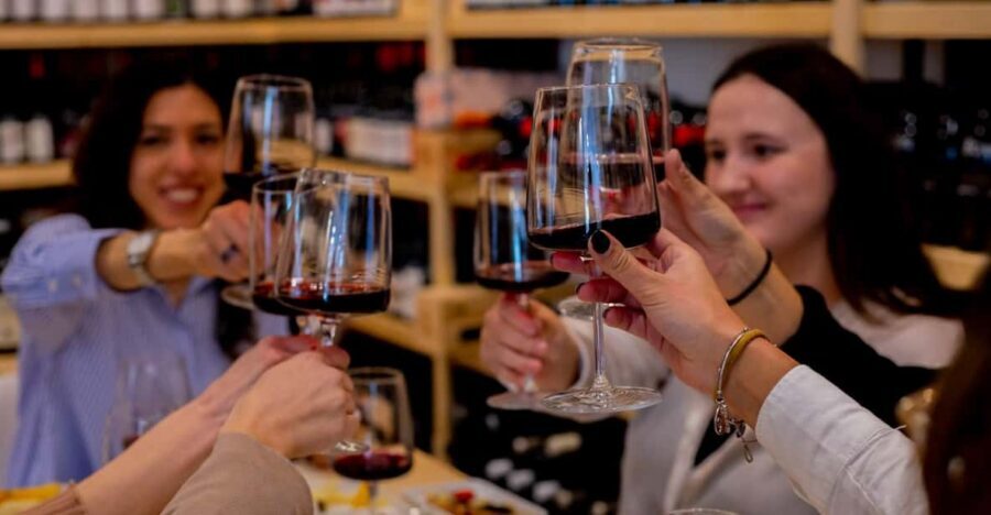 Wine tasting in Catania Historic center - Why Etna Wine in Catania’s Baroque Streets Works